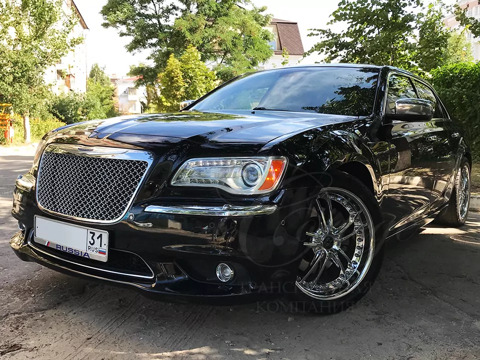 Chrysler 300C II (black)
