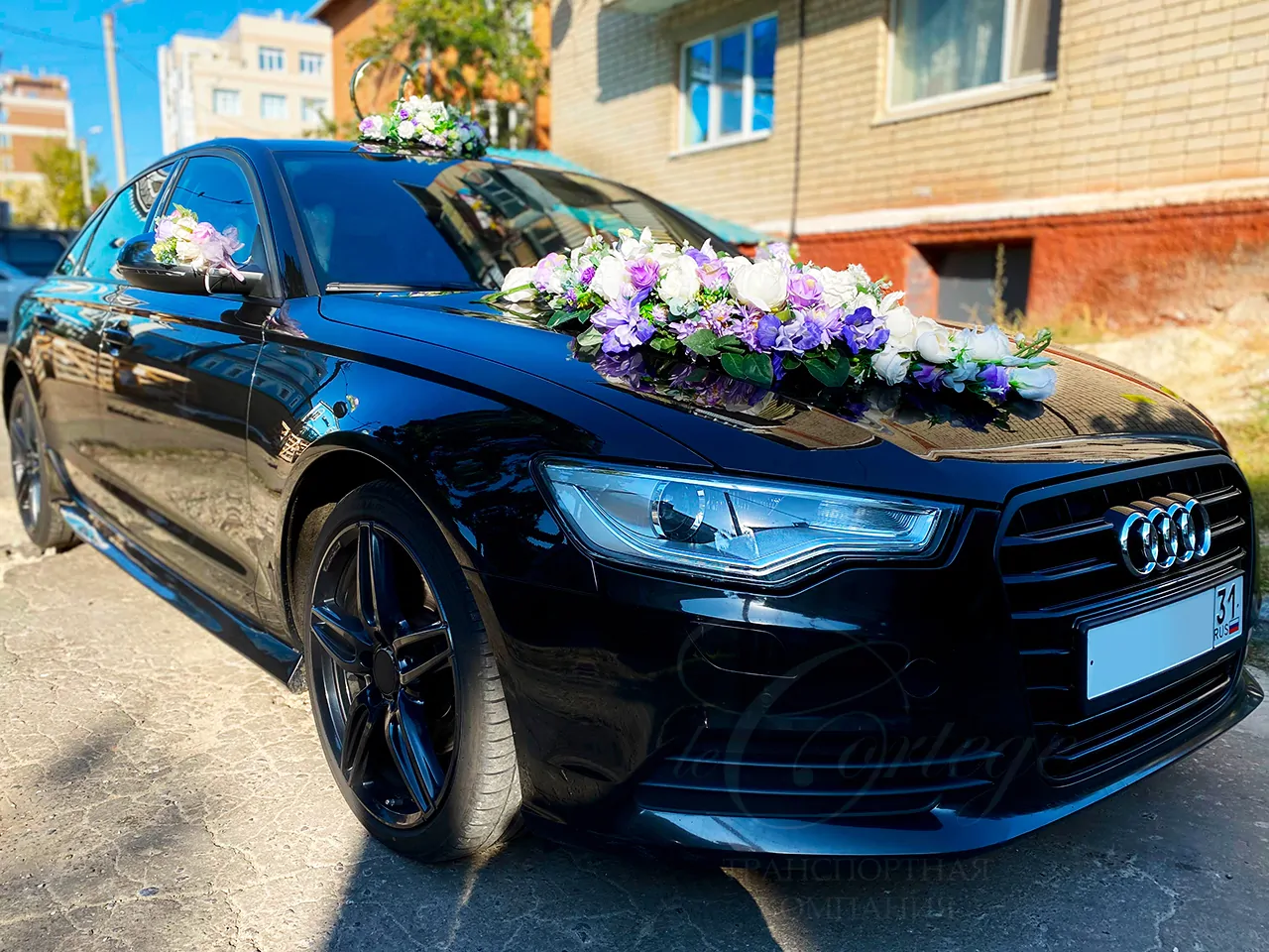 Audi A6 C7 (black)