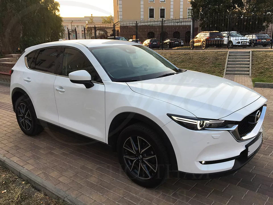 Mazda CX-5 (white)