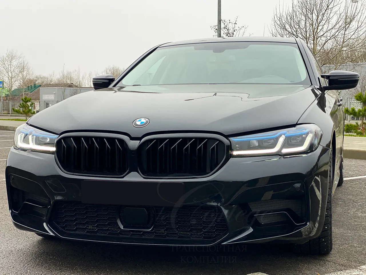 BMW-5 G30 R (black)