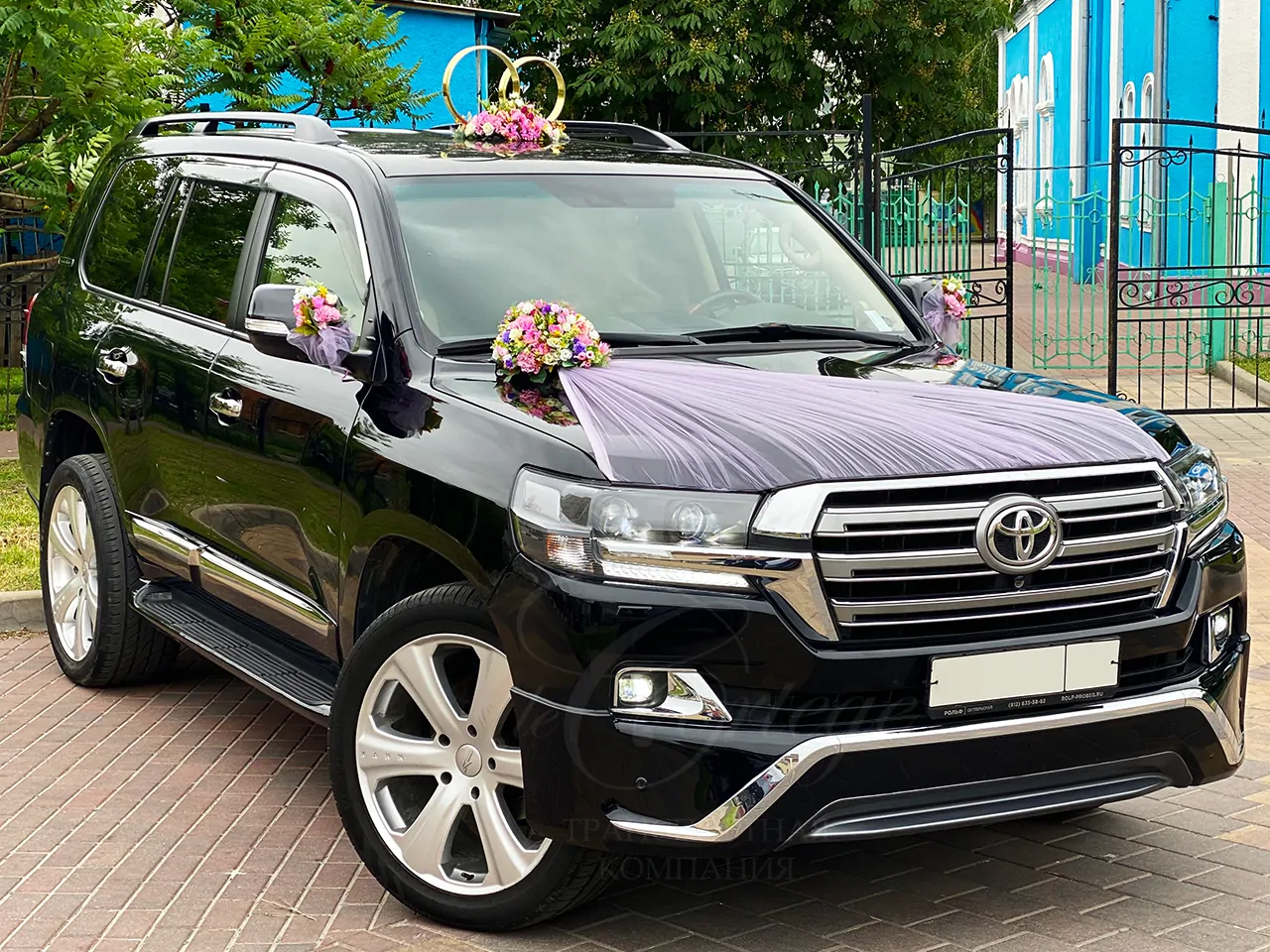 Toyota Land Cruiser R2 (black)