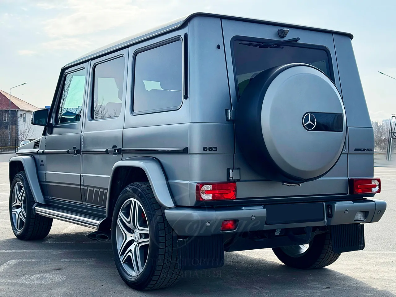 Mercedes-Benz G AMG (grey)