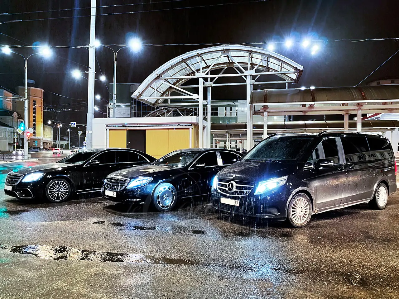 Машина в аренду с водителем