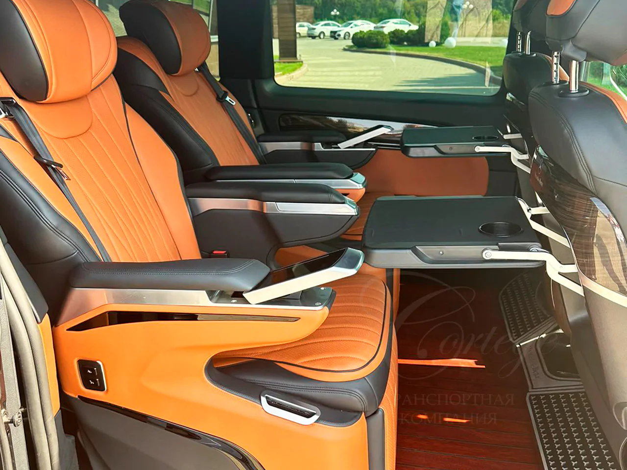 Mercedes-Benz V (VIP, 5 seats)