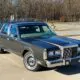 Lincoln Town Car (серебристый)